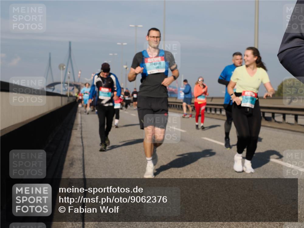 03.10.2025 - Köhlbrandbrückenlauf Fabian Wolf http://msf.ph/oto/9062376 03.10.2025 10:06:12 Position 3  meine-sportfotos.de