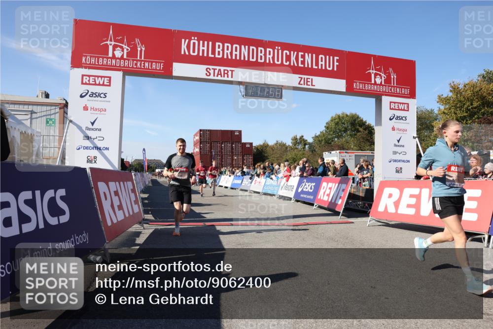 03.10.2025 - Köhlbrandbrückenlauf Lena Gebhardt http://msf.ph/oto/9062400 03.10.2025 13:11:58 Ziel 4100, 4101, 4469, 4685, 5097, 5396, 5426, 5856, 5910, 5911, 5927, 6033, 6048, 6049, 6184, 6763, 6796 meine-sportfotos.de