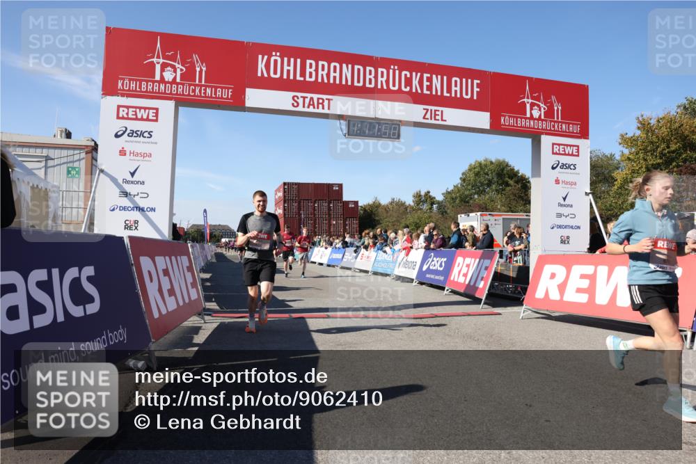 03.10.2025 - Köhlbrandbrückenlauf Lena Gebhardt http://msf.ph/oto/9062410 03.10.2025 13:11:58 Ziel 4100, 4101, 4469, 4685, 5097, 5396, 5426, 5856, 5910, 5911, 5927, 6033, 6048, 6049, 6184, 6763, 6796 meine-sportfotos.de