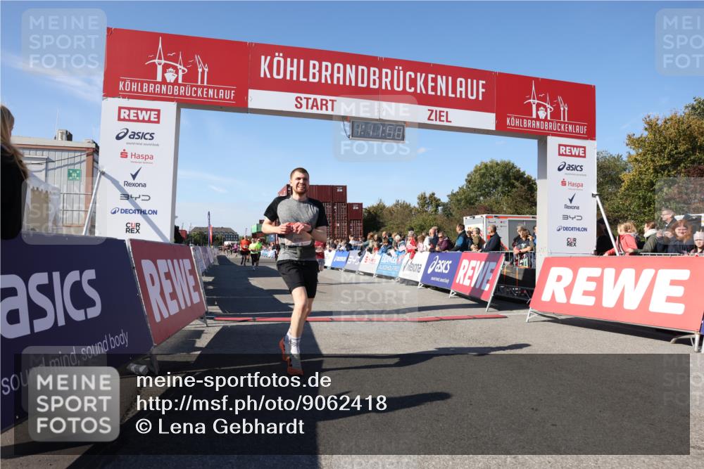 03.10.2025 - Köhlbrandbrückenlauf Lena Gebhardt http://msf.ph/oto/9062418 03.10.2025 13:11:59 Ziel 4100, 4101, 4176, 4685, 5097, 5396, 5426, 5856, 5910, 5911, 5927, 6033, 6048, 6049, 6184, 6763, 6796 meine-sportfotos.de