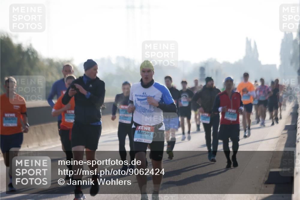 03.10.2025 - Köhlbrandbrückenlauf Jannik Wohlers http://msf.ph/oto/9062424 03.10.2025 09:15:38 Position 3 41, 1116 meine-sportfotos.de