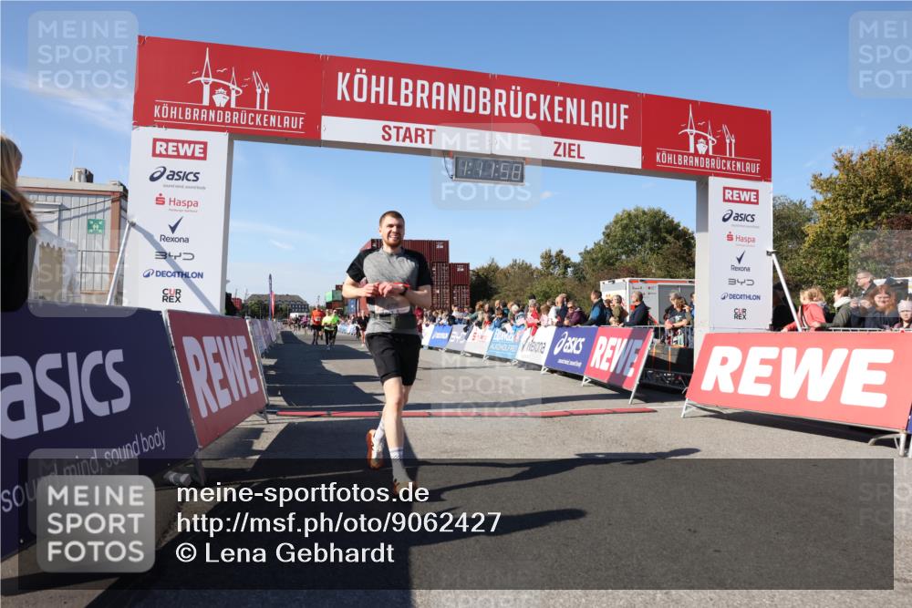 03.10.2025 - Köhlbrandbrückenlauf Lena Gebhardt http://msf.ph/oto/9062427 03.10.2025 13:11:59 Ziel 4100, 4101, 4176, 4685, 5097, 5396, 5426, 5856, 5910, 5911, 5927, 6033, 6048, 6049, 6184, 6763, 6796 meine-sportfotos.de