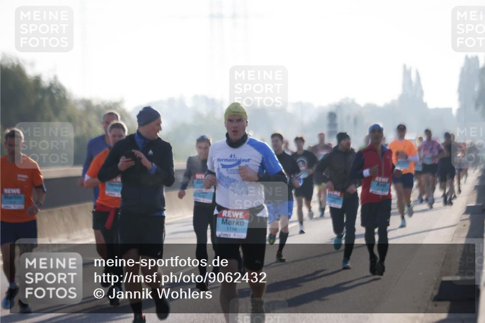 03.10.2025 - Köhlbrandbrückenlauf Jannik Wohlers http://msf.ph/oto/9062432 03.10.2025 09:15:38 Position 3 41, 1116 meine-sportfotos.de