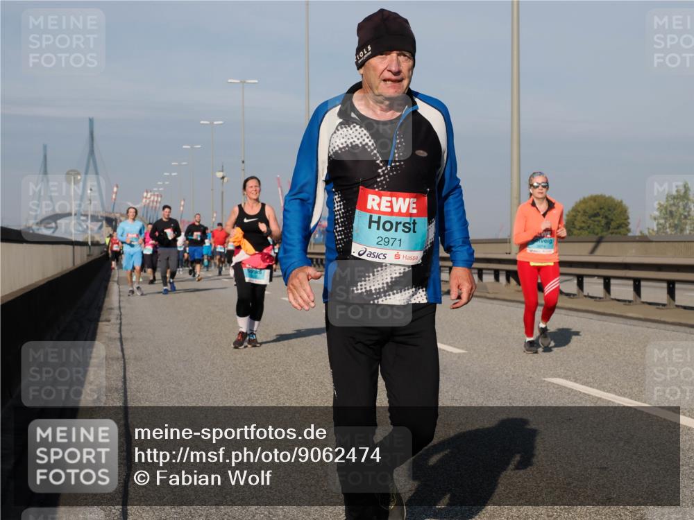 03.10.2025 - Köhlbrandbrückenlauf Fabian Wolf http://msf.ph/oto/9062474 03.10.2025 10:06:15 Position 3 2971 meine-sportfotos.de