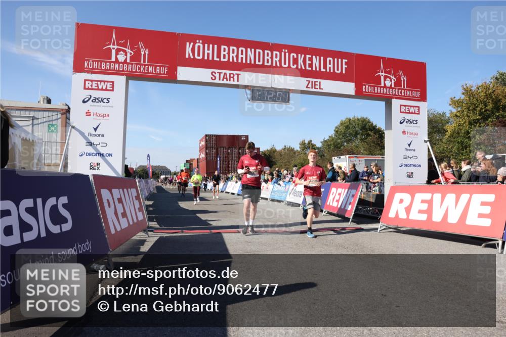 03.10.2025 - Köhlbrandbrückenlauf Lena Gebhardt http://msf.ph/oto/9062477 03.10.2025 13:12:01 Ziel 4100, 4101, 4176, 4468, 4685, 5396, 5426, 5856, 5910, 5911, 5927, 6033, 6048, 6049, 6184, 6763, 6796 meine-sportfotos.de