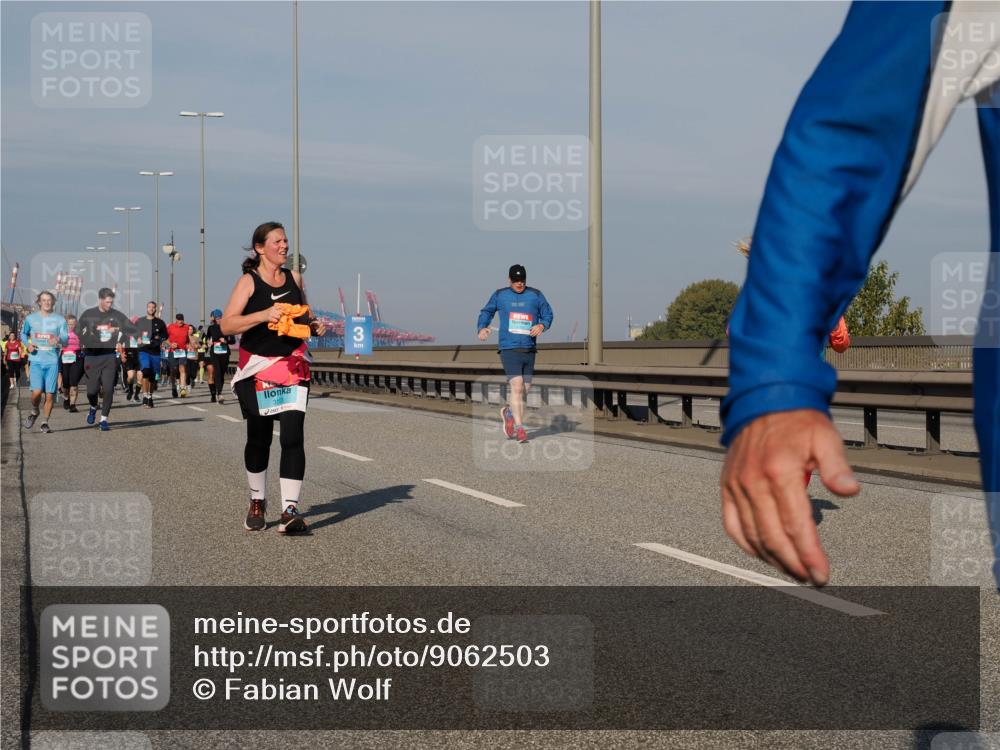 03.10.2025 - Köhlbrandbrückenlauf Fabian Wolf http://msf.ph/oto/9062503 03.10.2025 10:06:16 Position 3  meine-sportfotos.de