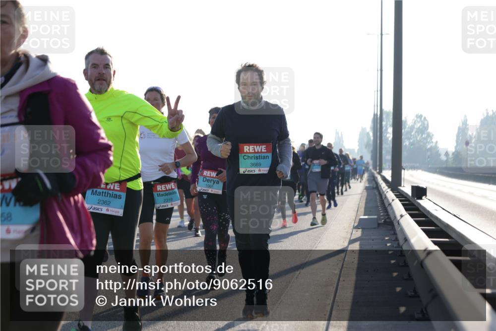 03.10.2025 - Köhlbrandbrückenlauf Jannik Wohlers http://msf.ph/oto/9062516 03.10.2025 09:23:41 Position 3 58, 2362, 2319, 1001, 3669 meine-sportfotos.de