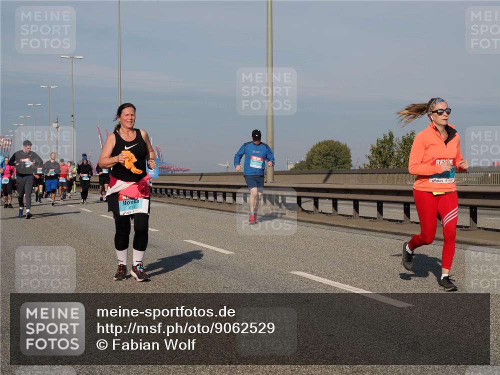 03.10.2025 - Köhlbrandbrückenlauf Fabian Wolf http://msf.ph/oto/9062529 03.10.2025 10:06:16 Position 3 3113 meine-sportfotos.de