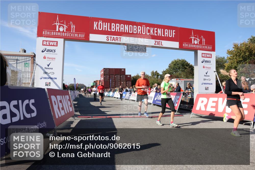 03.10.2025 - Köhlbrandbrückenlauf Lena Gebhardt http://msf.ph/oto/9062615 03.10.2025 13:12:06 Ziel 4176, 4305, 4369, 4468, 4470, 4474, 5856, 5910, 5911, 5927, 6121, 6184, 6763, 6796 meine-sportfotos.de