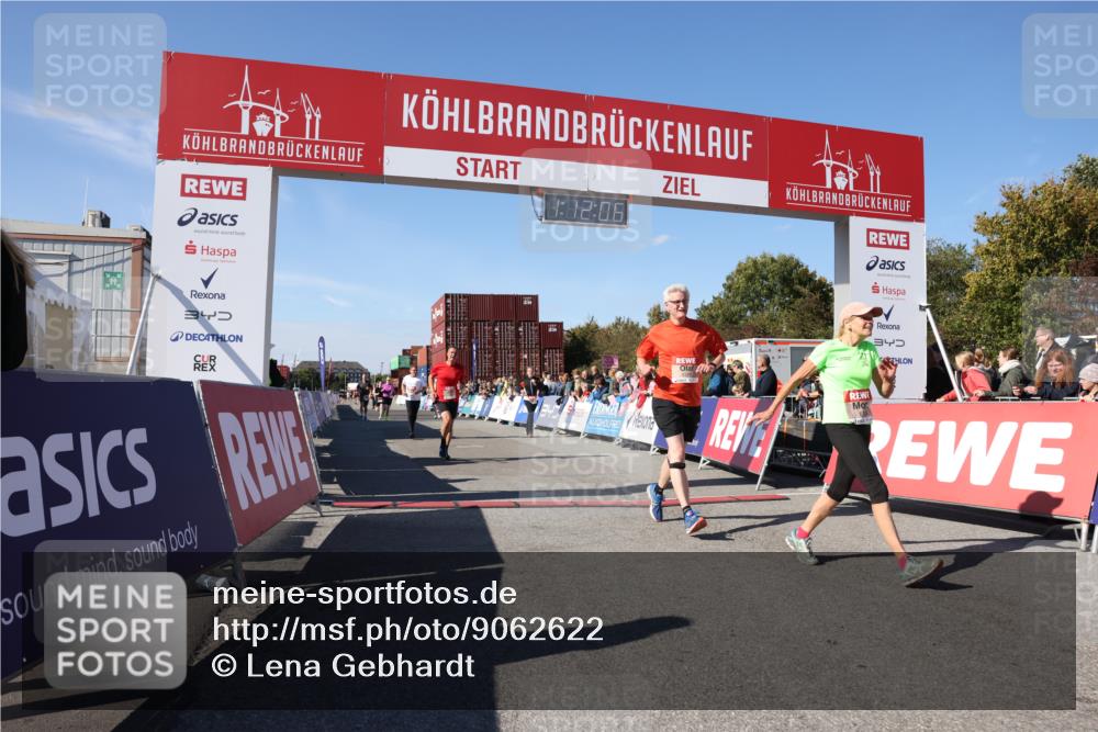 03.10.2025 - Köhlbrandbrückenlauf Lena Gebhardt http://msf.ph/oto/9062622 03.10.2025 13:12:06 Ziel 4176, 4305, 4369, 4468, 4470, 4474, 5856, 5910, 5911, 5927, 6121, 6184, 6763, 6796 meine-sportfotos.de