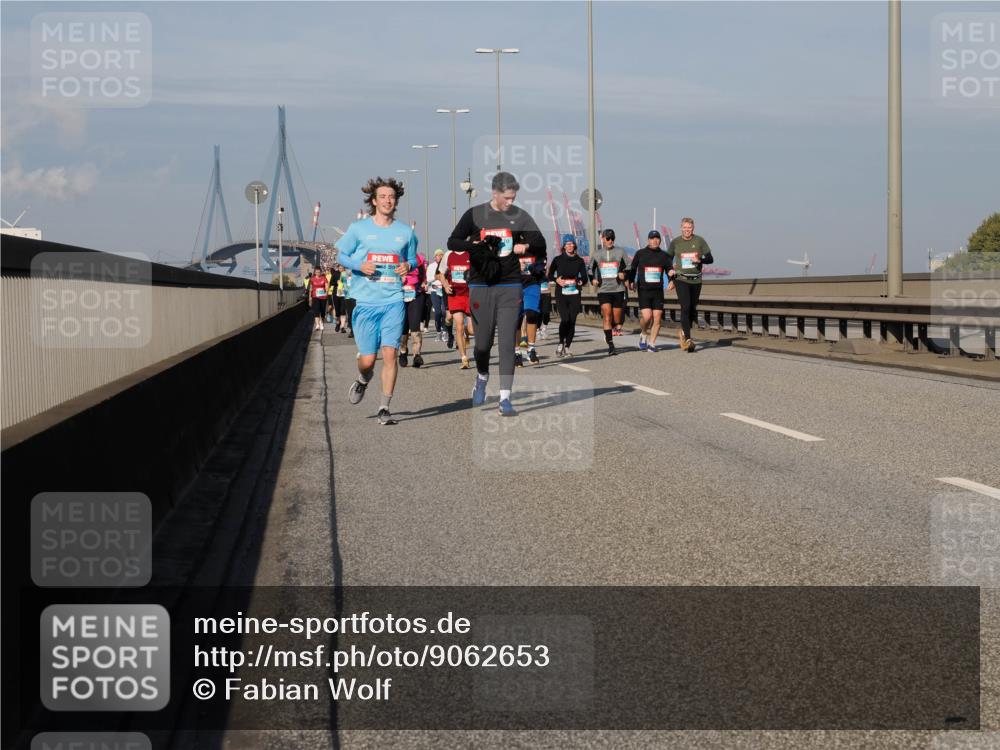 03.10.2025 - Köhlbrandbrückenlauf Fabian Wolf http://msf.ph/oto/9062653 03.10.2025 10:06:20 Position 3  meine-sportfotos.de