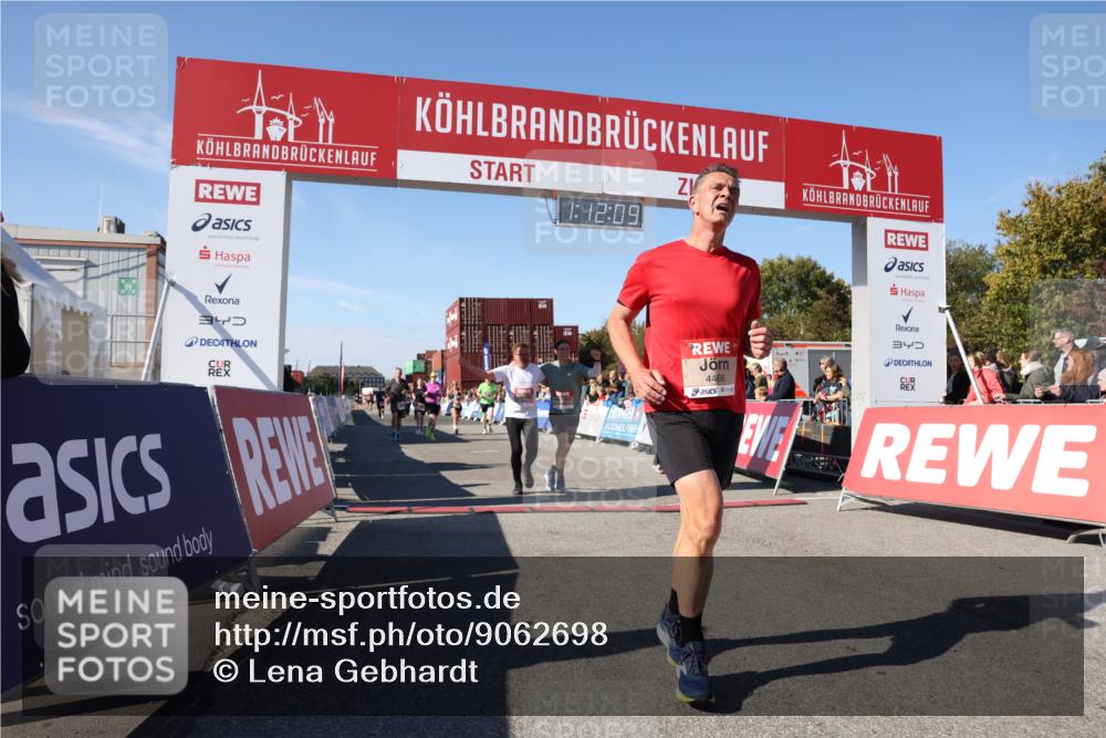 03.10.2025 - Köhlbrandbrückenlauf Lena Gebhardt http://msf.ph/oto/9062698 03.10.2025 13:12:09 Ziel 4176, 4305, 4369, 4468, 4470, 4474, 5644, 5856, 5910, 5911, 5927, 6098, 6121, 6184, 6185 meine-sportfotos.de