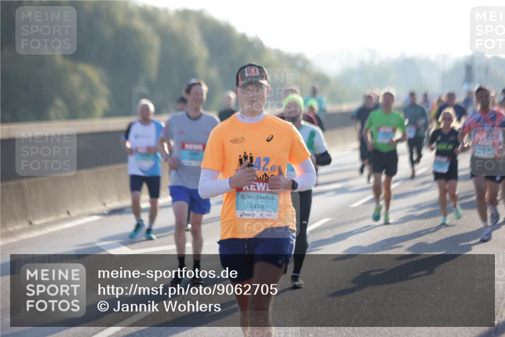 03.10.2025 - Köhlbrandbrückenlauf Jannik Wohlers http://msf.ph/oto/9062705 03.10.2025 09:15:49 Position 3 42, 1474 meine-sportfotos.de