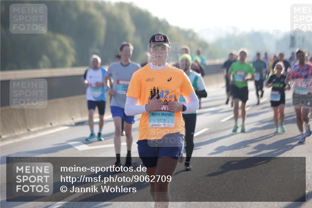03.10.2025 - Köhlbrandbrückenlauf Jannik Wohlers http://msf.ph/oto/9062709 03.10.2025 09:15:49 Position 3 42, 1474 meine-sportfotos.de