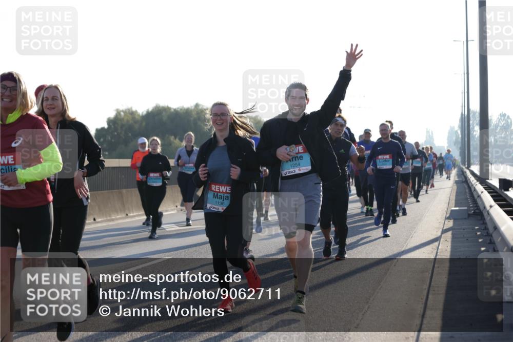 03.10.2025 - Köhlbrandbrückenlauf Jannik Wohlers http://msf.ph/oto/9062711 03.10.2025 09:23:46 Position 3 1136, 1254 meine-sportfotos.de