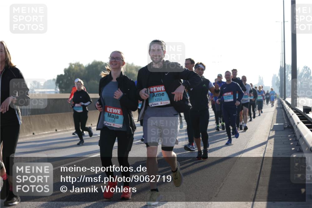 03.10.2025 - Köhlbrandbrückenlauf Jannik Wohlers http://msf.ph/oto/9062719 03.10.2025 09:23:46 Position 3 1136, 1254 meine-sportfotos.de