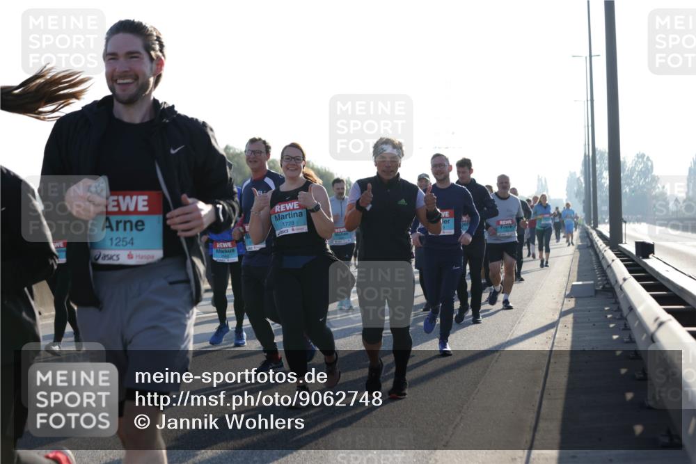 03.10.2025 - Köhlbrandbrückenlauf Jannik Wohlers http://msf.ph/oto/9062748 03.10.2025 09:23:47 Position 3 1254, 1728 meine-sportfotos.de
