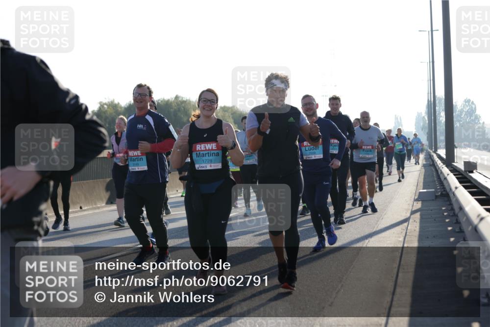 03.10.2025 - Köhlbrandbrückenlauf Jannik Wohlers http://msf.ph/oto/9062791 03.10.2025 09:23:47 Position 3 3149, 1728, 2509 meine-sportfotos.de