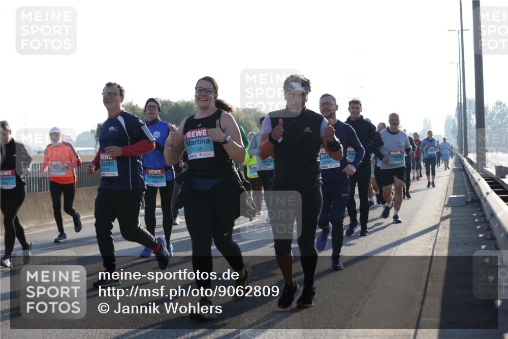 03.10.2025 - Köhlbrandbrückenlauf Jannik Wohlers http://msf.ph/oto/9062809 03.10.2025 09:23:48 Position 3 2622, 3149, 1728, 2509 meine-sportfotos.de
