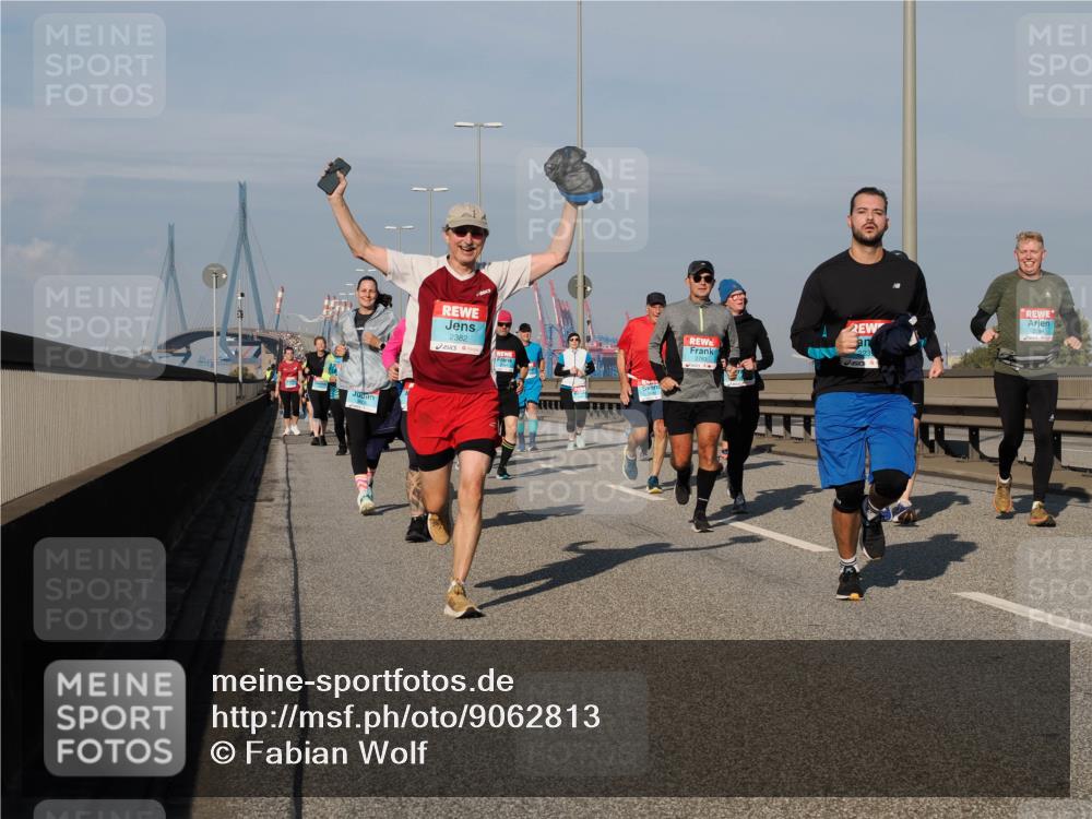 03.10.2025 - Köhlbrandbrückenlauf Fabian Wolf http://msf.ph/oto/9062813 03.10.2025 10:06:26 Position 3 2382, 2783 meine-sportfotos.de