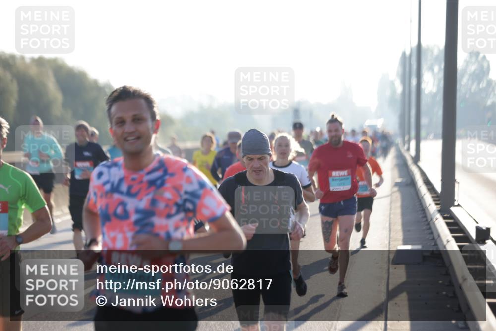 03.10.2025 - Köhlbrandbrückenlauf Jannik Wohlers http://msf.ph/oto/9062817 03.10.2025 09:15:54 Position 3  meine-sportfotos.de