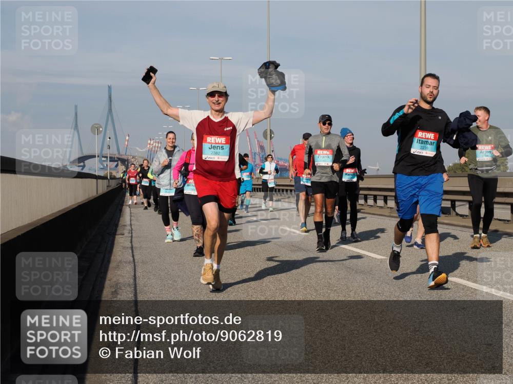 03.10.2025 - Köhlbrandbrückenlauf Fabian Wolf http://msf.ph/oto/9062819 03.10.2025 10:06:26 Position 3 1509, 2382, 2239, 2784 meine-sportfotos.de