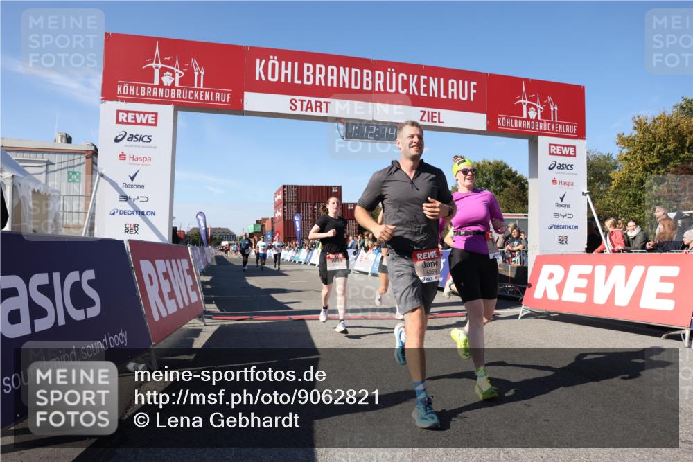 03.10.2025 - Köhlbrandbrückenlauf Lena Gebhardt http://msf.ph/oto/9062821 03.10.2025 13:12:14 Ziel 4176, 4266, 4305, 4369, 4468, 4470, 4474, 4656, 5062, 5644, 5856, 6098, 6121, 6184, 6185, 6565, 6566 meine-sportfotos.de