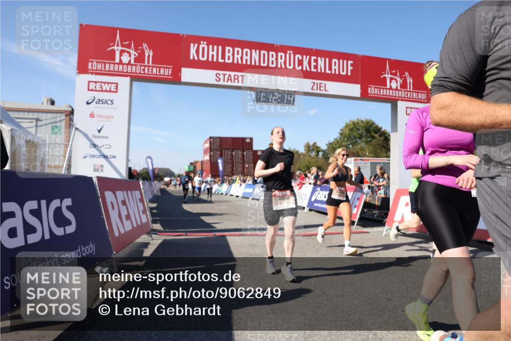 03.10.2025 - Köhlbrandbrückenlauf Lena Gebhardt http://msf.ph/oto/9062849 03.10.2025 13:12:15 Ziel 4176, 4266, 4305, 4369, 4468, 4470, 4474, 4656, 5062, 5644, 6098, 6121, 6185, 6565, 6566 meine-sportfotos.de