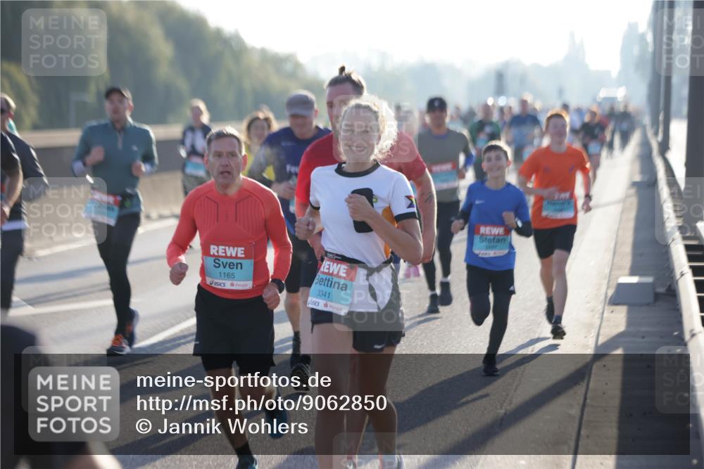 03.10.2025 - Köhlbrandbrückenlauf Jannik Wohlers http://msf.ph/oto/9062850 03.10.2025 09:15:56 Position 3 1165, 3341, 3497 meine-sportfotos.de