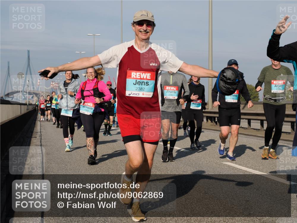 03.10.2025 - Köhlbrandbrückenlauf Fabian Wolf http://msf.ph/oto/9062869 03.10.2025 10:06:27 Position 3 1509, 2382, 2782, 2784, 2783 meine-sportfotos.de