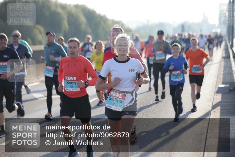 03.10.2025 - Köhlbrandbrückenlauf Jannik Wohlers http://msf.ph/oto/9062879 03.10.2025 09:15:56 Position 3 1165, 3341 meine-sportfotos.de