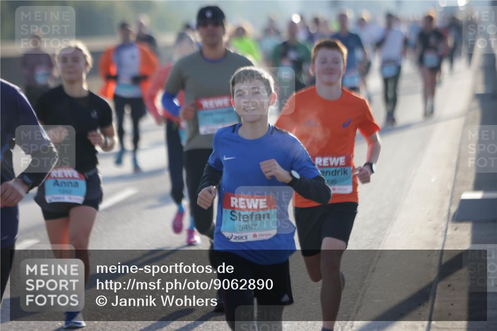 03.10.2025 - Köhlbrandbrückenlauf Jannik Wohlers http://msf.ph/oto/9062890 03.10.2025 09:15:58 Position 3 1242, 3497, 196 meine-sportfotos.de