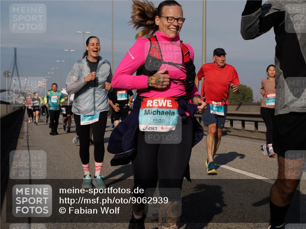 03.10.2025 - Köhlbrandbrückenlauf Fabian Wolf http://msf.ph/oto/9062939 03.10.2025 10:06:30 Position 3 3602, 1509, 2240, 2680 meine-sportfotos.de