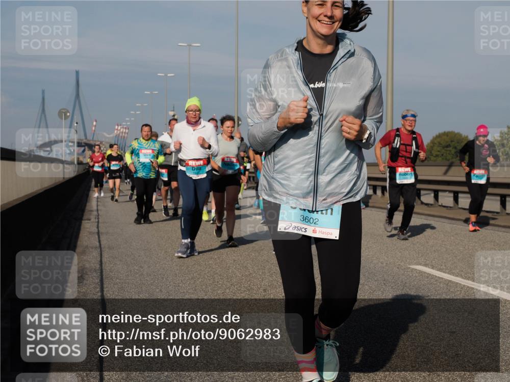 03.10.2025 - Köhlbrandbrückenlauf Fabian Wolf http://msf.ph/oto/9062983 03.10.2025 10:06:31 Position 3 3602 meine-sportfotos.de