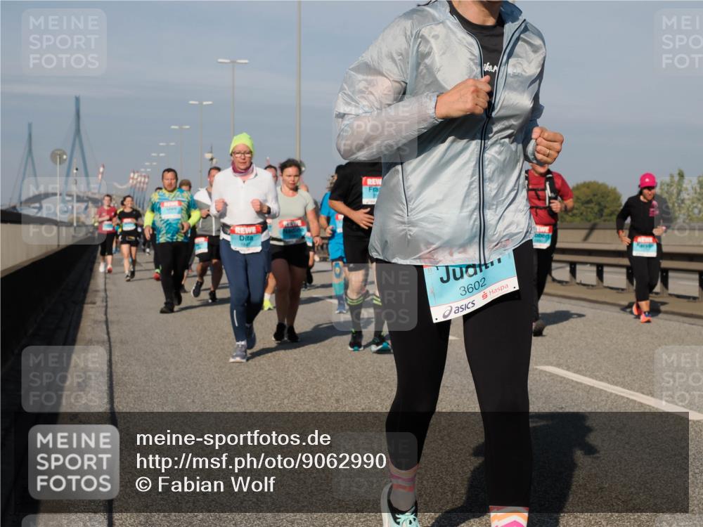 03.10.2025 - Köhlbrandbrückenlauf Fabian Wolf http://msf.ph/oto/9062990 03.10.2025 10:06:31 Position 3 3602 meine-sportfotos.de