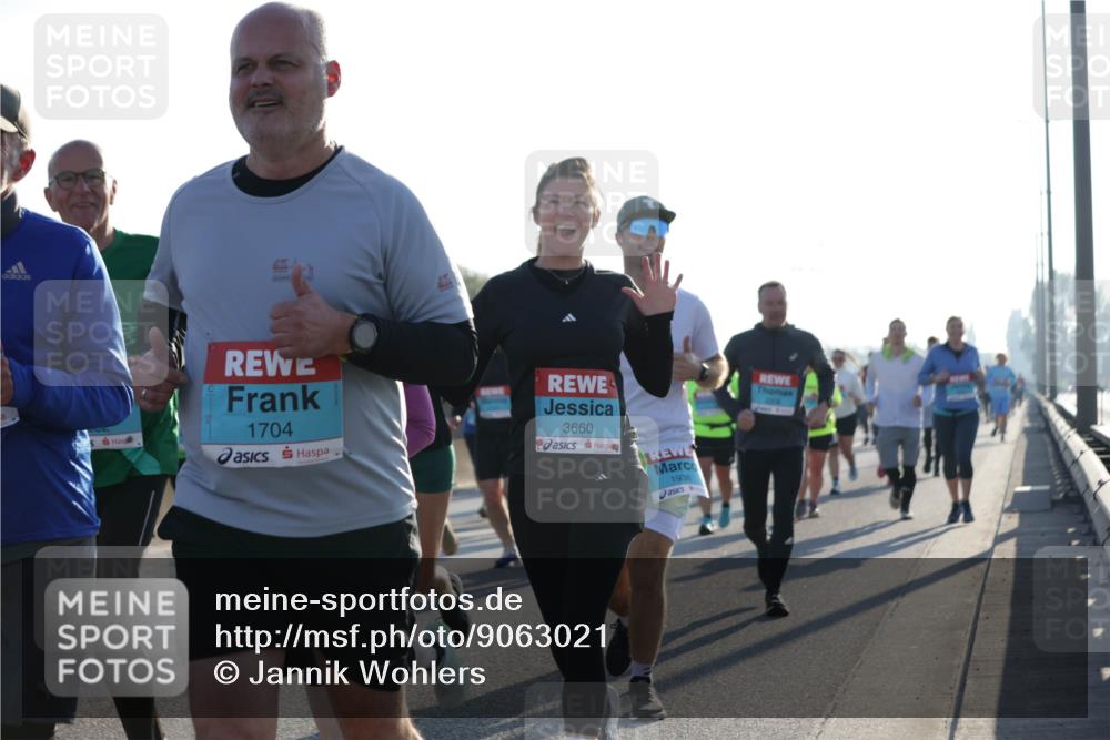 03.10.2025 - Köhlbrandbrückenlauf Jannik Wohlers http://msf.ph/oto/9063021 03.10.2025 09:23:52 Position 3 1704, 3660, 1938 meine-sportfotos.de