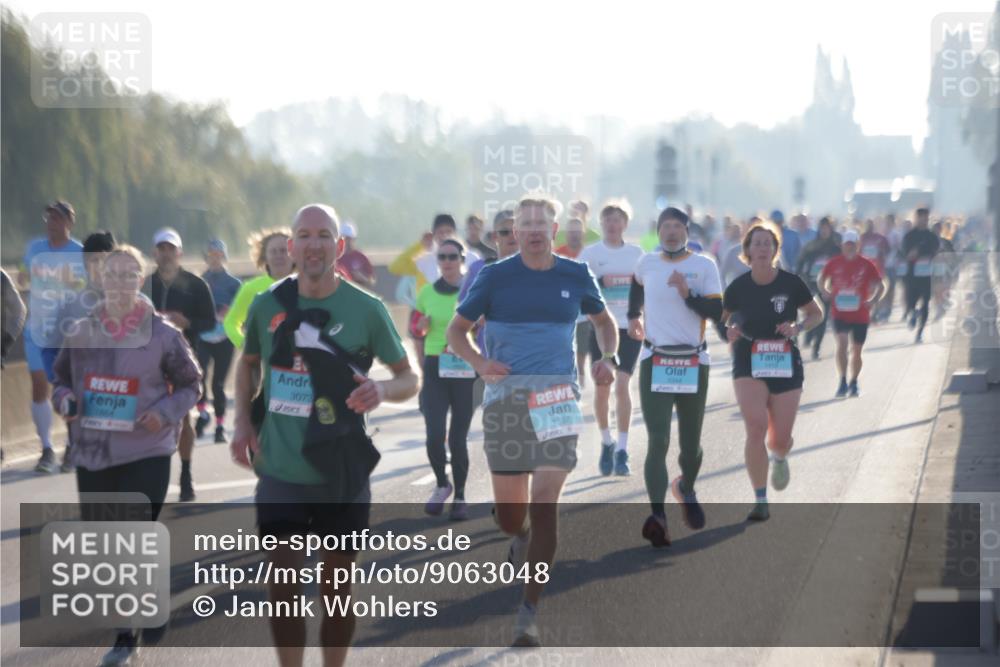 03.10.2025 - Köhlbrandbrückenlauf Jannik Wohlers http://msf.ph/oto/9063048 03.10.2025 09:16:01 Position 3 3073, 1357, 1412 meine-sportfotos.de
