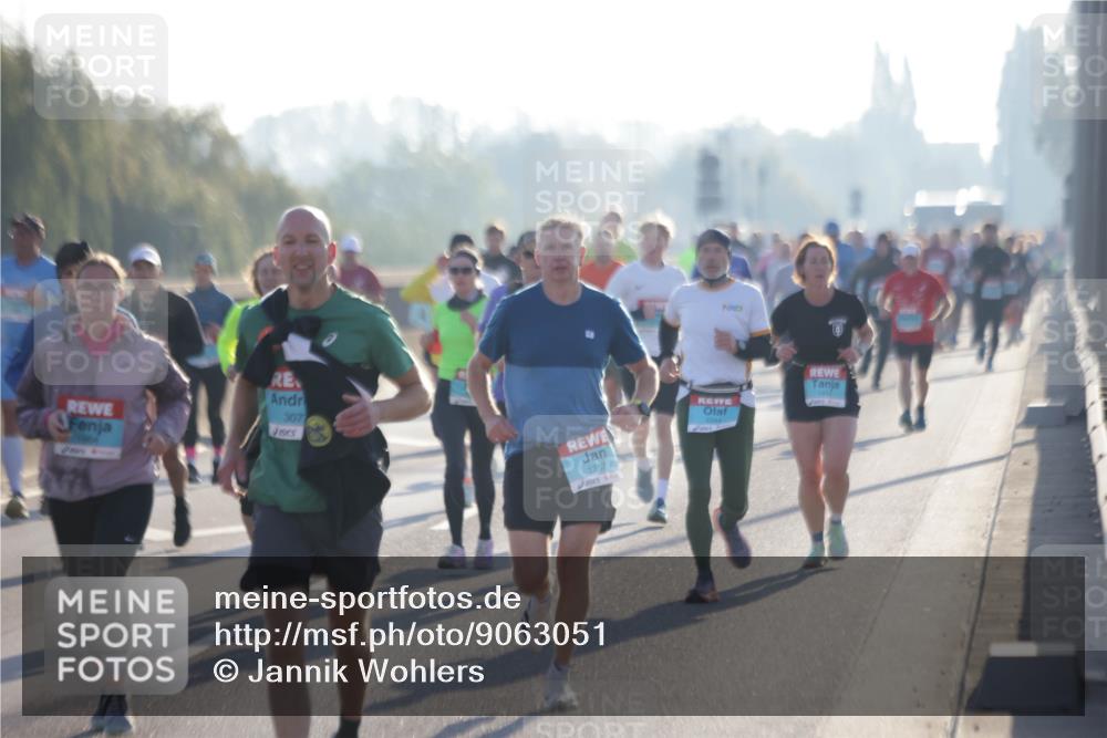 03.10.2025 - Köhlbrandbrückenlauf Jannik Wohlers http://msf.ph/oto/9063051 03.10.2025 09:16:01 Position 3 307, 1357 meine-sportfotos.de