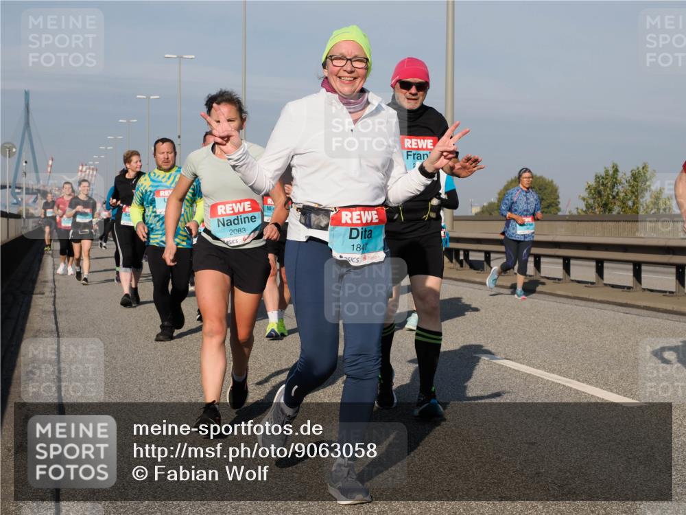03.10.2025 - Köhlbrandbrückenlauf Fabian Wolf http://msf.ph/oto/9063058 03.10.2025 10:06:34 Position 3 2083, 1847 meine-sportfotos.de