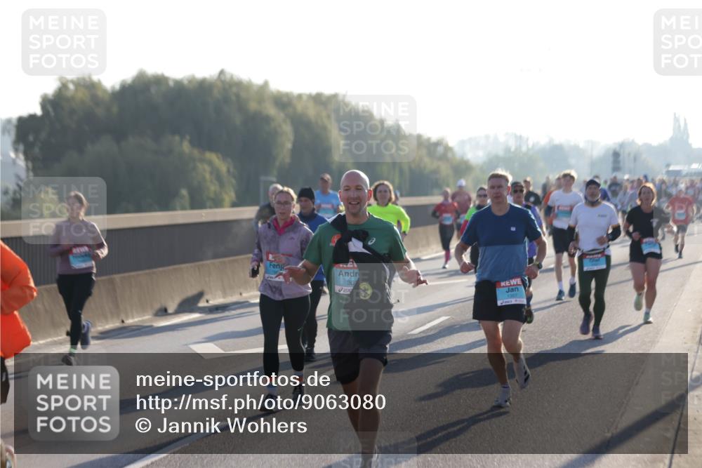 03.10.2025 - Köhlbrandbrückenlauf Jannik Wohlers http://msf.ph/oto/9063080 03.10.2025 09:16:03 Position 3 307, 1357 meine-sportfotos.de