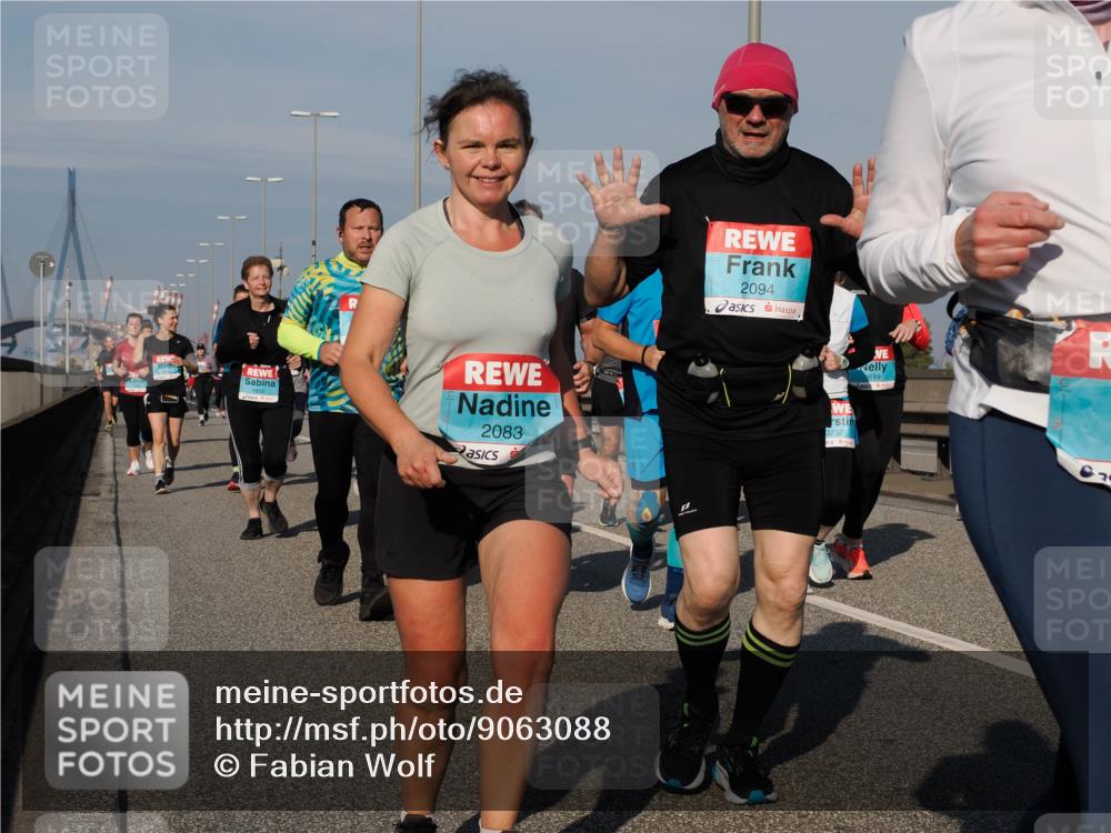 03.10.2025 - Köhlbrandbrückenlauf Fabian Wolf http://msf.ph/oto/9063088 03.10.2025 10:06:35 Position 3 2083, 2094, 3232, 8199 meine-sportfotos.de
