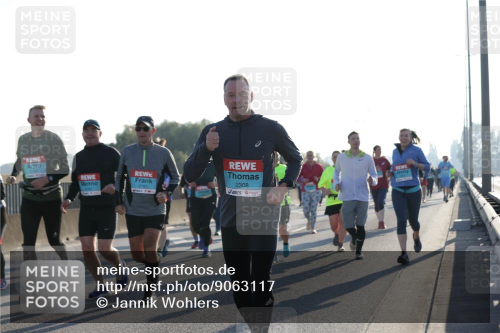 03.10.2025 - Köhlbrandbrückenlauf Jannik Wohlers http://msf.ph/oto/9063117 03.10.2025 09:23:54 Position 3 2783, 2308 meine-sportfotos.de
