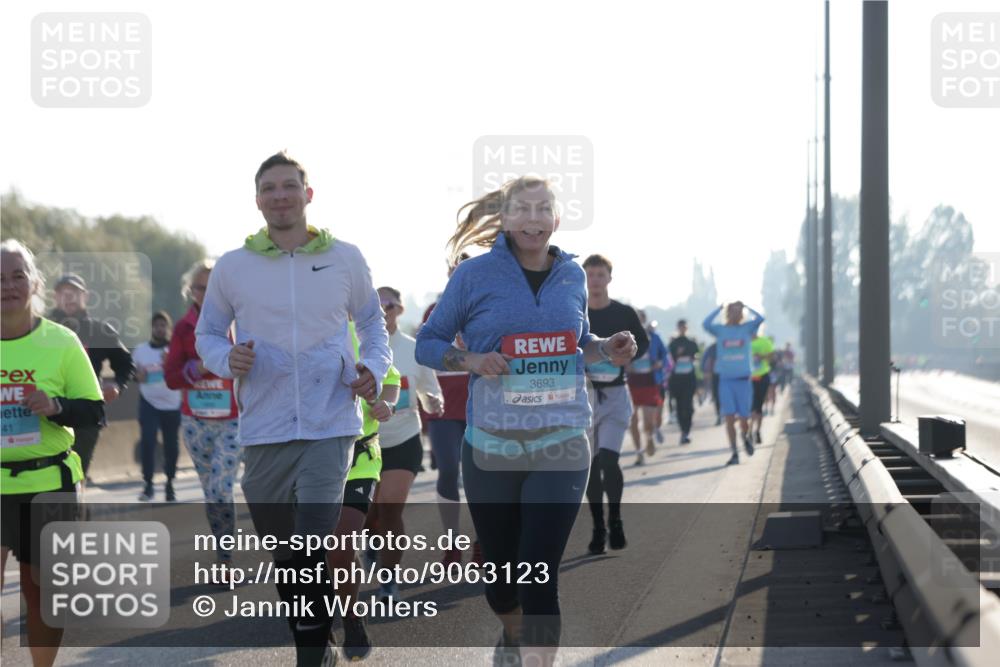 03.10.2025 - Köhlbrandbrückenlauf Jannik Wohlers http://msf.ph/oto/9063123 03.10.2025 09:23:56 Position 3 41, 3693 meine-sportfotos.de