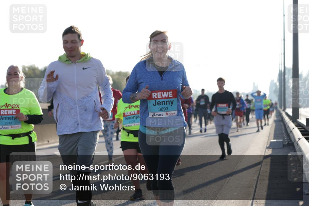03.10.2025 - Köhlbrandbrückenlauf Jannik Wohlers http://msf.ph/oto/9063193 03.10.2025 09:23:57 Position 3 2741, 2738, 3693 meine-sportfotos.de