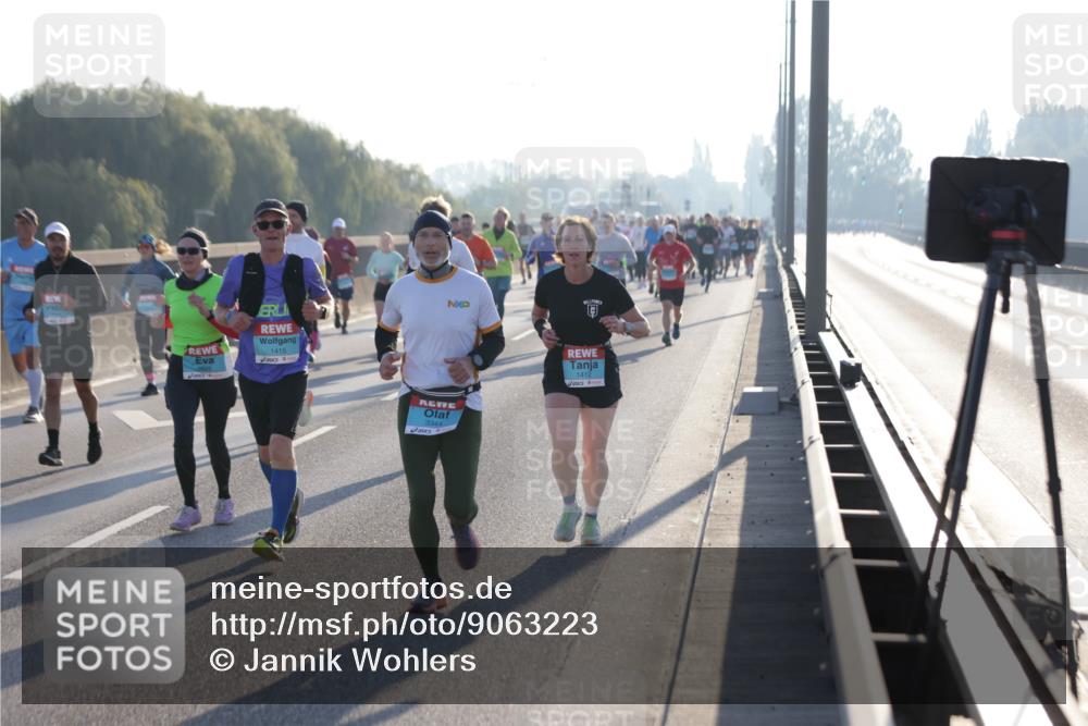 03.10.2025 - Köhlbrandbrückenlauf Jannik Wohlers http://msf.ph/oto/9063223 03.10.2025 09:16:07 Position 3 1415, 3344 meine-sportfotos.de