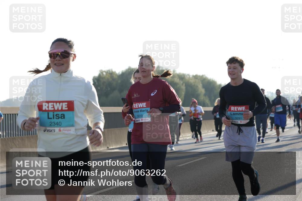 03.10.2025 - Köhlbrandbrückenlauf Jannik Wohlers http://msf.ph/oto/9063262 03.10.2025 09:24:00 Position 3 2340, 3019, 3291 meine-sportfotos.de