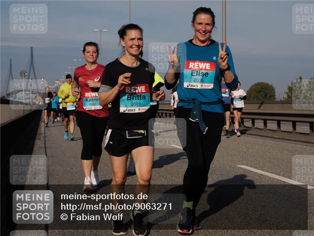 03.10.2025 - Köhlbrandbrückenlauf Fabian Wolf http://msf.ph/oto/9063271 03.10.2025 10:06:41 Position 3 1592, 2019, 2036 meine-sportfotos.de