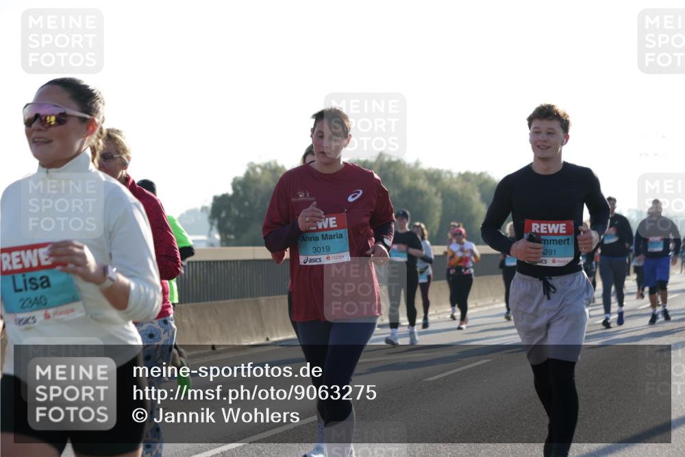 03.10.2025 - Köhlbrandbrückenlauf Jannik Wohlers http://msf.ph/oto/9063275 03.10.2025 09:24:00 Position 3 2340, 3019, 291 meine-sportfotos.de