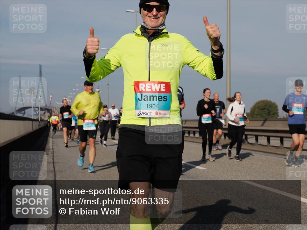 03.10.2025 - Köhlbrandbrückenlauf Fabian Wolf http://msf.ph/oto/9063335 03.10.2025 10:06:43 Position 3 1904 meine-sportfotos.de
