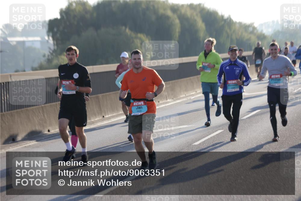 03.10.2025 - Köhlbrandbrückenlauf Jannik Wohlers http://msf.ph/oto/9063351 03.10.2025 09:16:11 Position 3 1622 meine-sportfotos.de